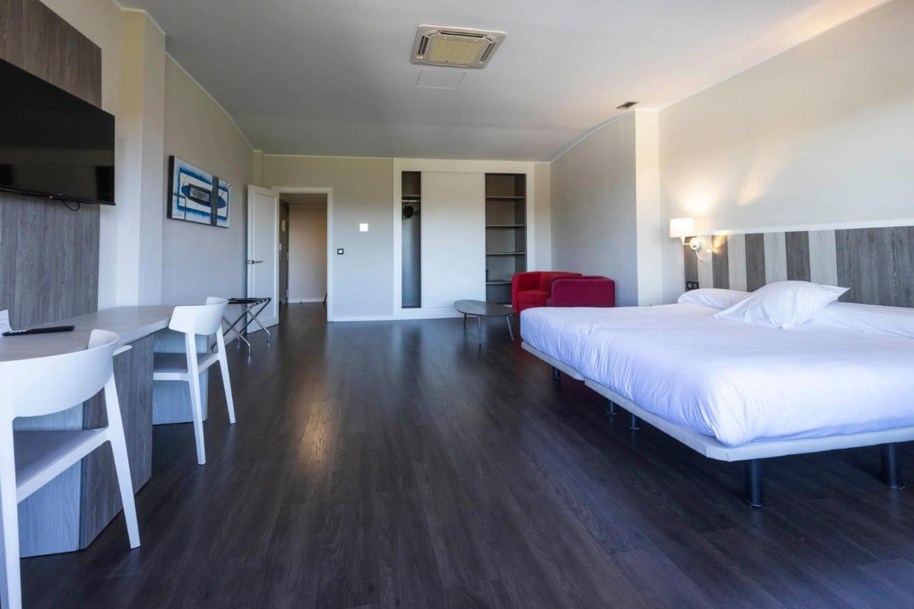 Hotel La Palma De Llanes Ngoại thất bức ảnh