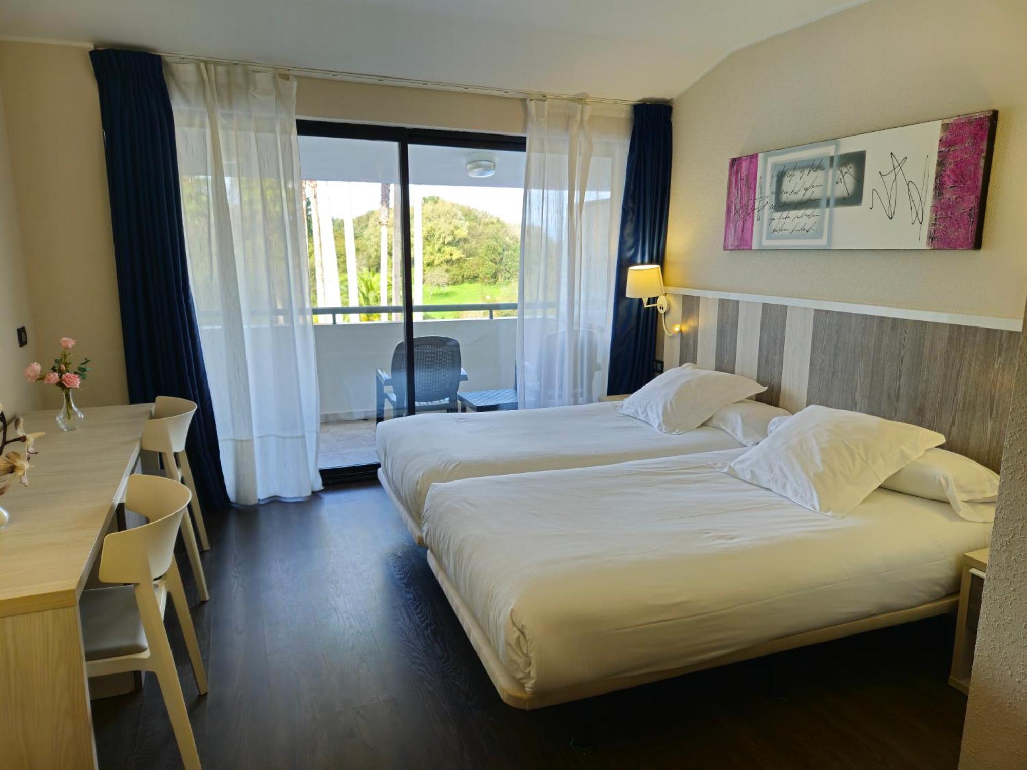 Hotel La Palma De Llanes Ngoại thất bức ảnh